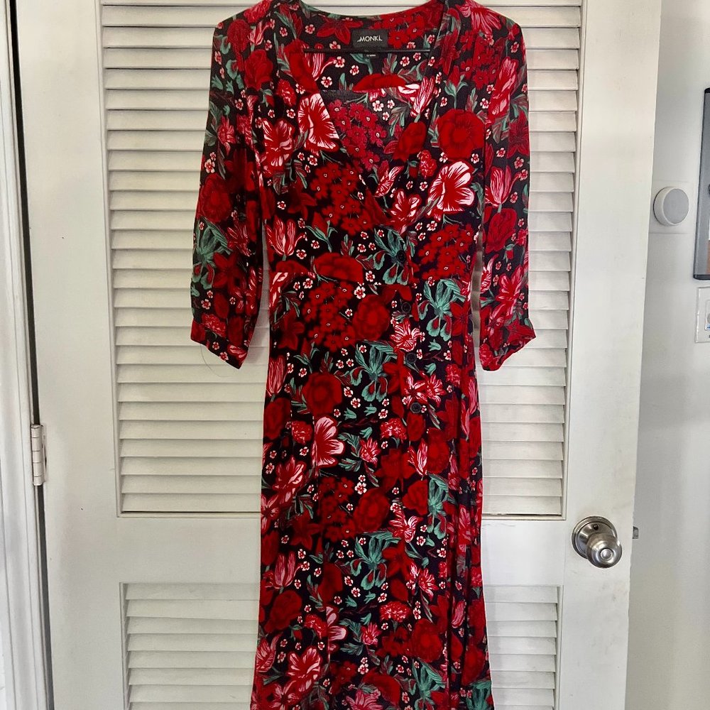 Monki Adorable Red Floral Dress - Perfect for all Seasons!